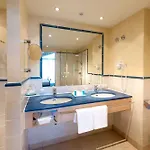 Отель Dorint Strandhotel Binz/ruegen
