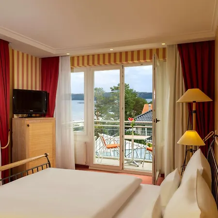 מלון Dorint Strandhotel Binz/ruegen 4*