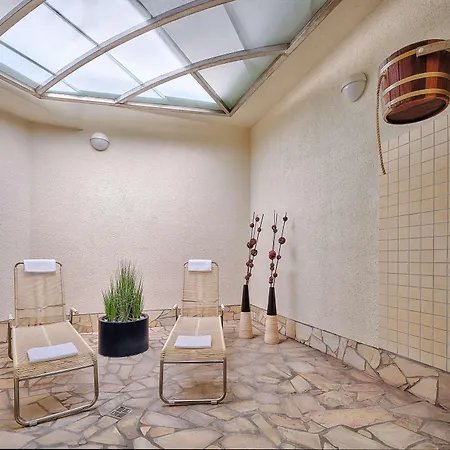 מלון Dorint Strandhotel Binz/ruegen 4*