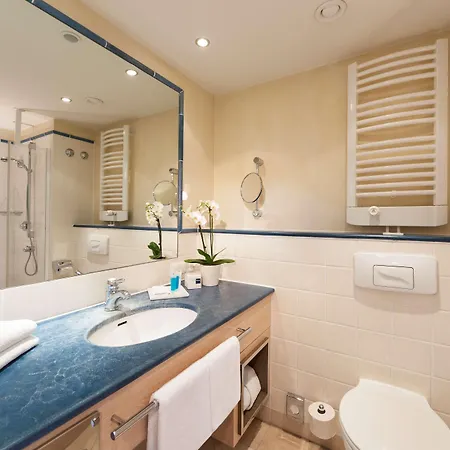 מלון Dorint Strandhotel Binz/ruegen בינץ