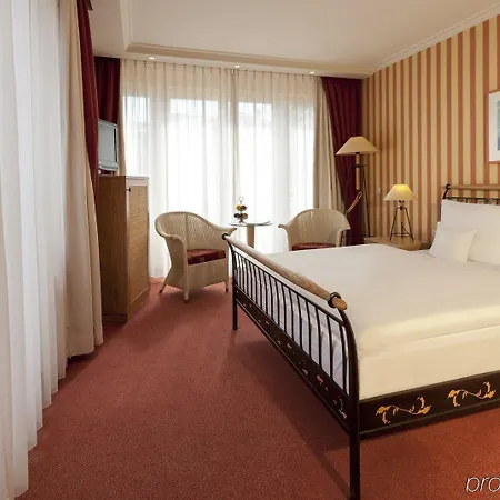 Dorint Strandhotel Binz/ruegen 4* בינץ