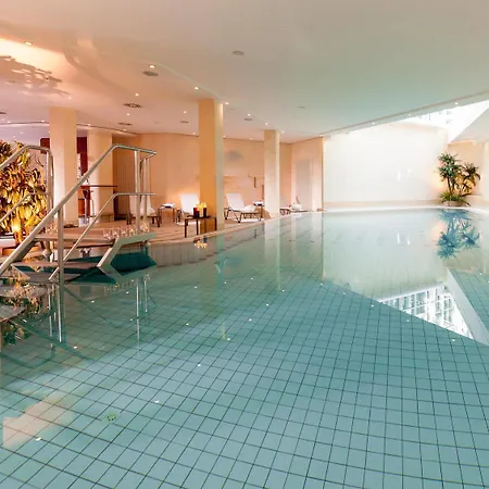 מלון Dorint Strandhotel Binz/ruegen בינץ